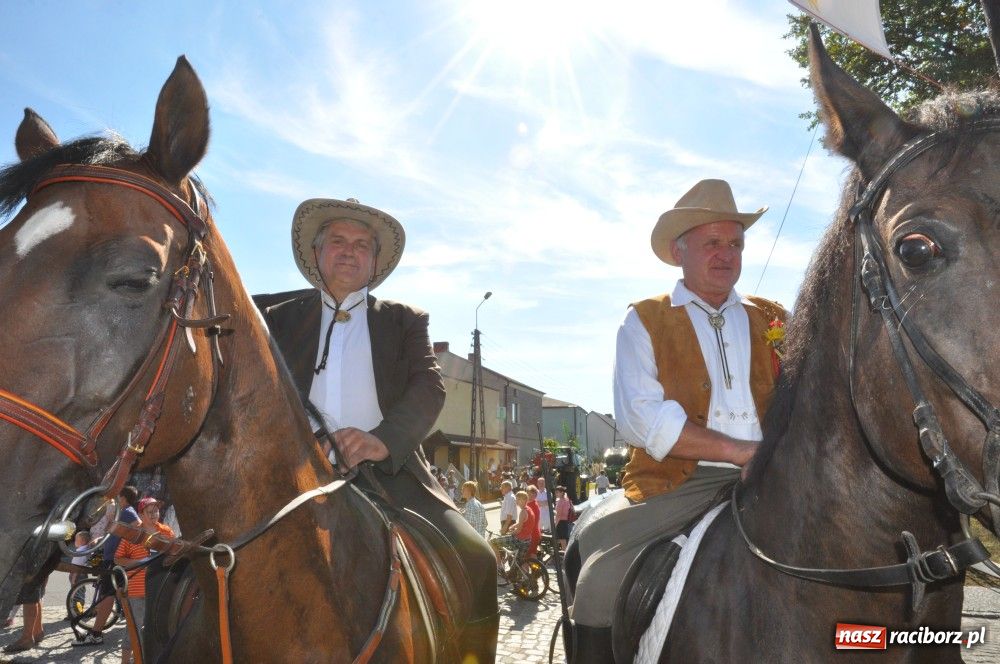 Zdjęcie w galerii na portalu naszraciborz.pl: Tłumy na dożynkach w Krzyżanowicach wiadomości z regionu