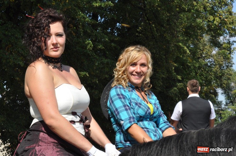 Zdjęcie w galerii na portalu naszraciborz.pl: W Samborowicach jak zawsze z humorem wiadomości z regionu