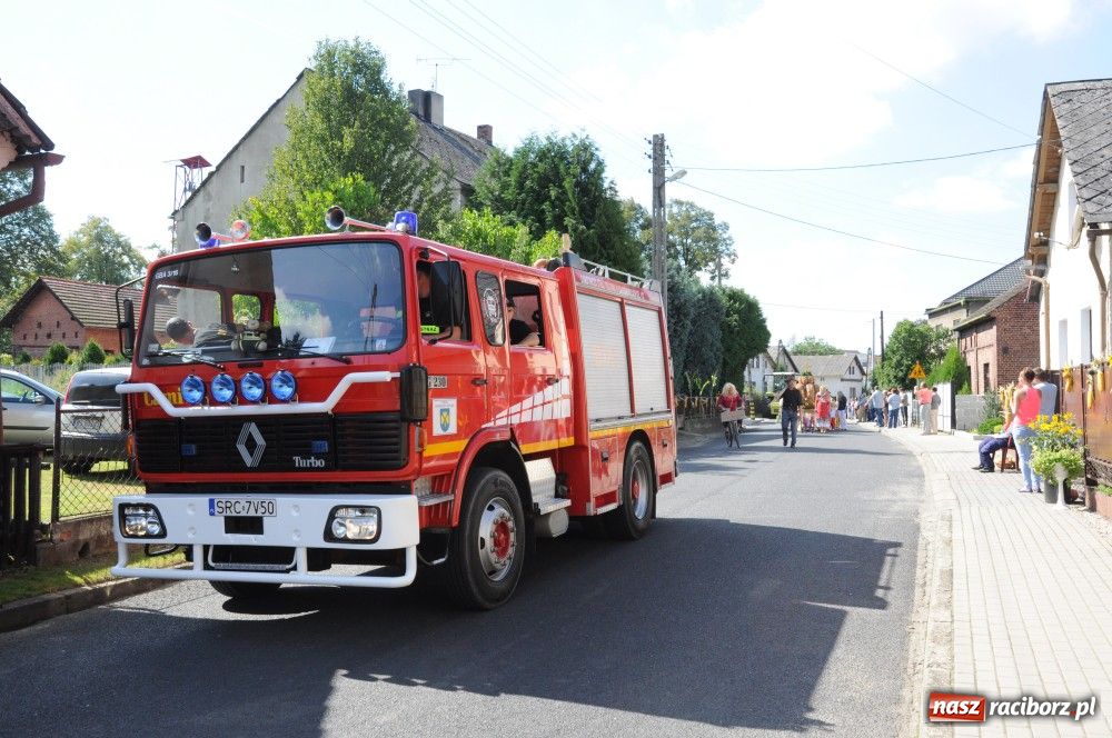 Zdjęcie w galerii na portalu naszraciborz.pl: W Samborowicach jak zawsze z humorem wiadomości z regionu