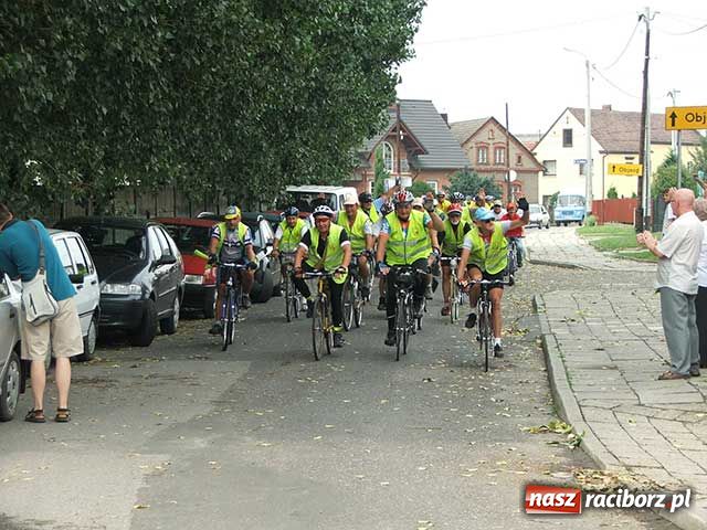 Zdjęcie w galerii na portalu naszraciborz.pl: W 40 dni dookoła Polski wiadomości z regionu