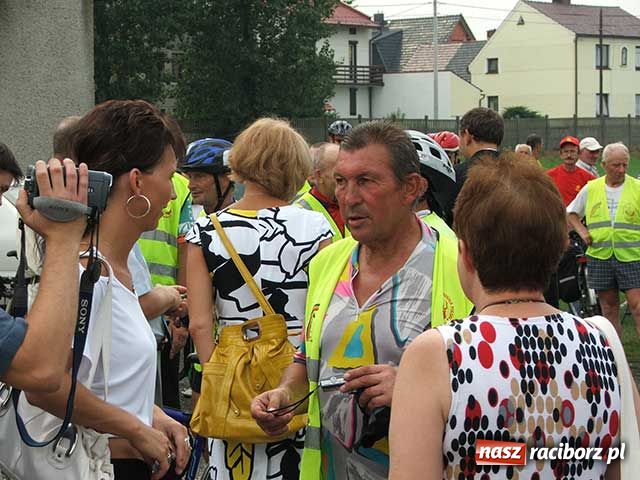 Zdjęcie w galerii na portalu naszraciborz.pl: W 40 dni dookoła Polski wiadomości z regionu