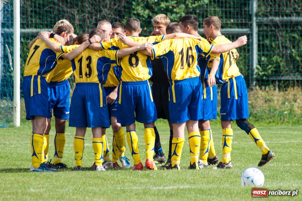 Zdjęcie w galerii na portalu naszraciborz.pl: Grad goli w derbach Raciborza wiadomości z regionu
