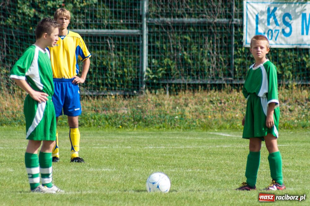 Zdjęcie w galerii na portalu naszraciborz.pl: Grad goli w derbach Raciborza wiadomości z regionu