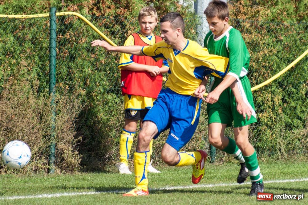 Zdjęcie w galerii na portalu naszraciborz.pl: Grad goli w derbach Raciborza wiadomości z regionu