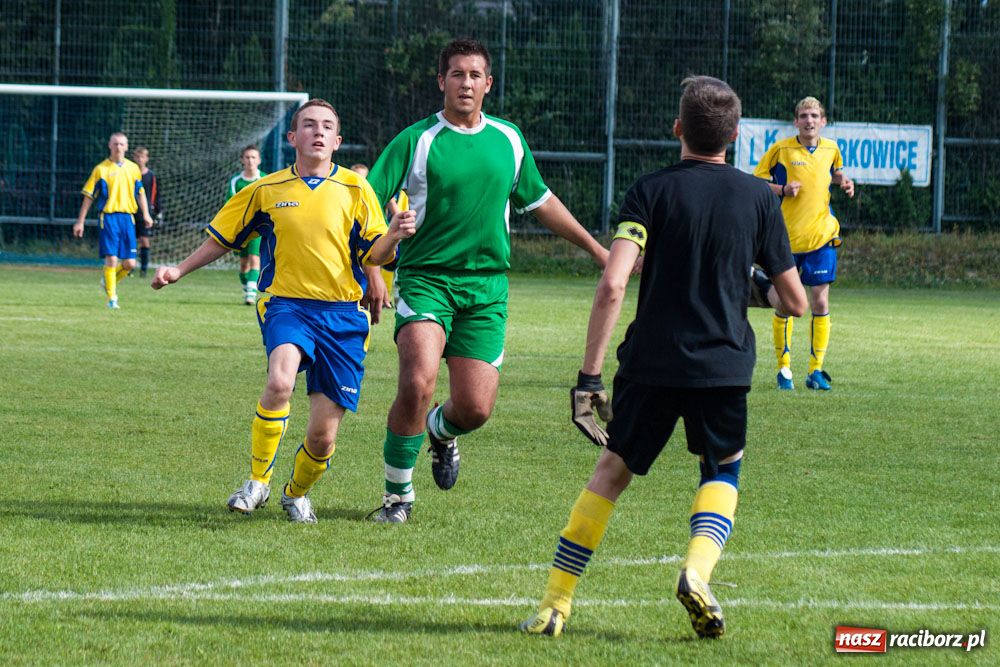 Zdjęcie w galerii na portalu naszraciborz.pl: Grad goli w derbach Raciborza wiadomości z regionu