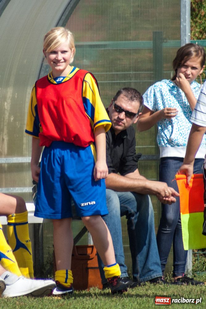 Zdjęcie w galerii na portalu naszraciborz.pl: Grad goli w derbach Raciborza wiadomości z regionu