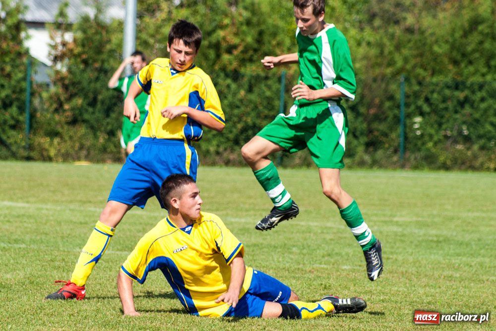 Zdjęcie w galerii na portalu naszraciborz.pl: Grad goli w derbach Raciborza wiadomości z regionu