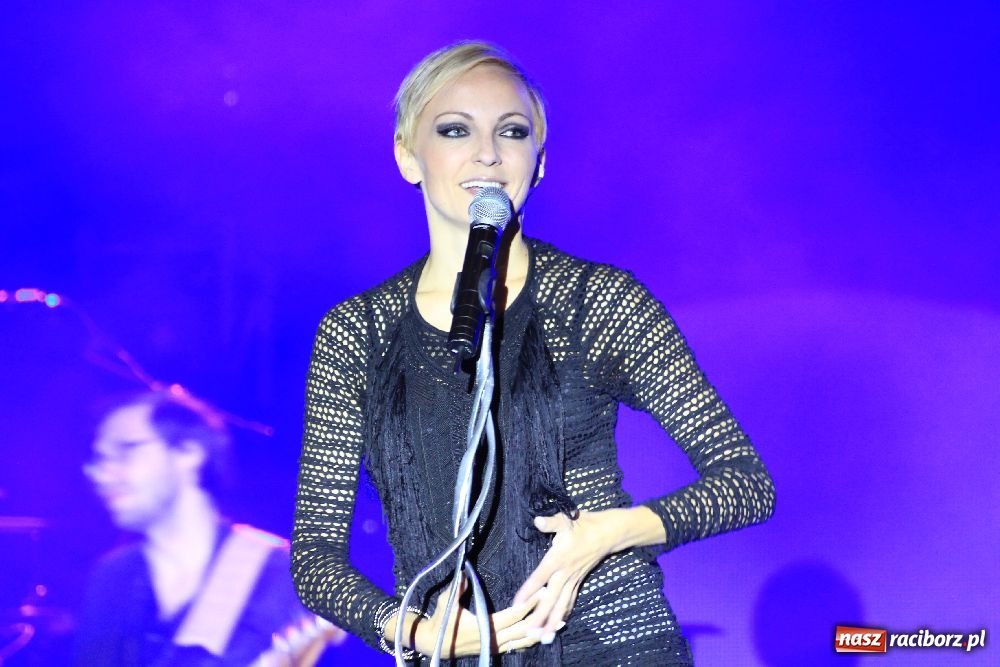 Zdjęcie w galerii na portalu naszraciborz.pl: Wspaniały koncert Ani Wyszkoni wiadomości z regionu