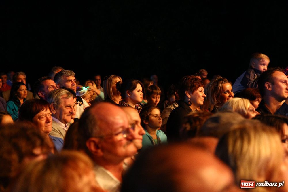 Zdjęcie w galerii na portalu naszraciborz.pl: Wspaniały koncert Ani Wyszkoni wiadomości z regionu