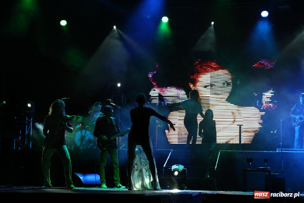 Zdjęcie w galerii na portalu naszraciborz.pl: Wspaniały koncert Ani Wyszkoni wiadomości z regionu