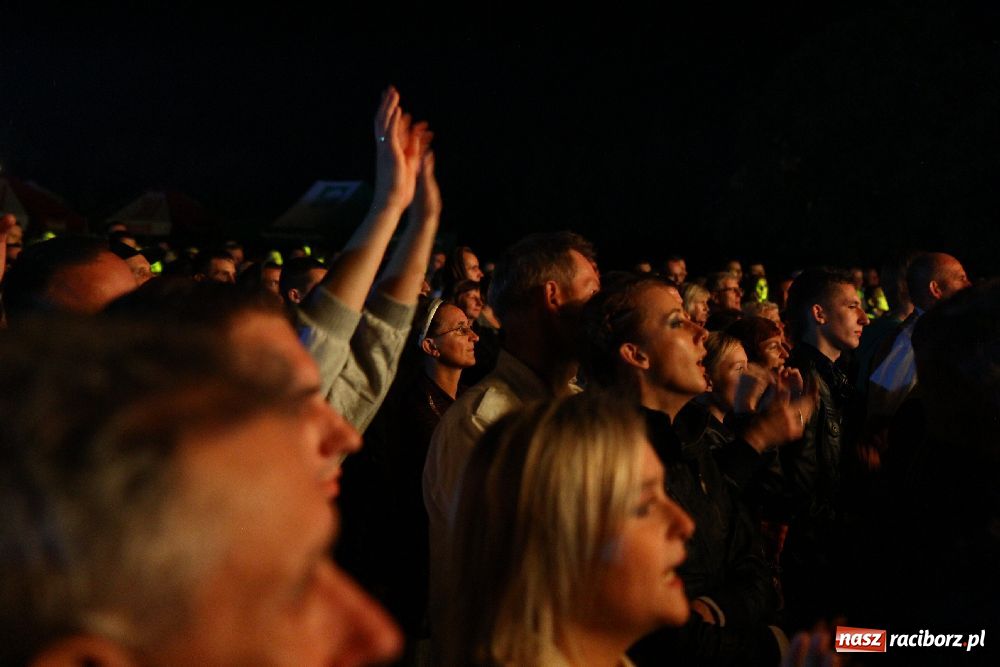 Zdjęcie w galerii na portalu naszraciborz.pl: Wspaniały koncert Ani Wyszkoni wiadomości z regionu