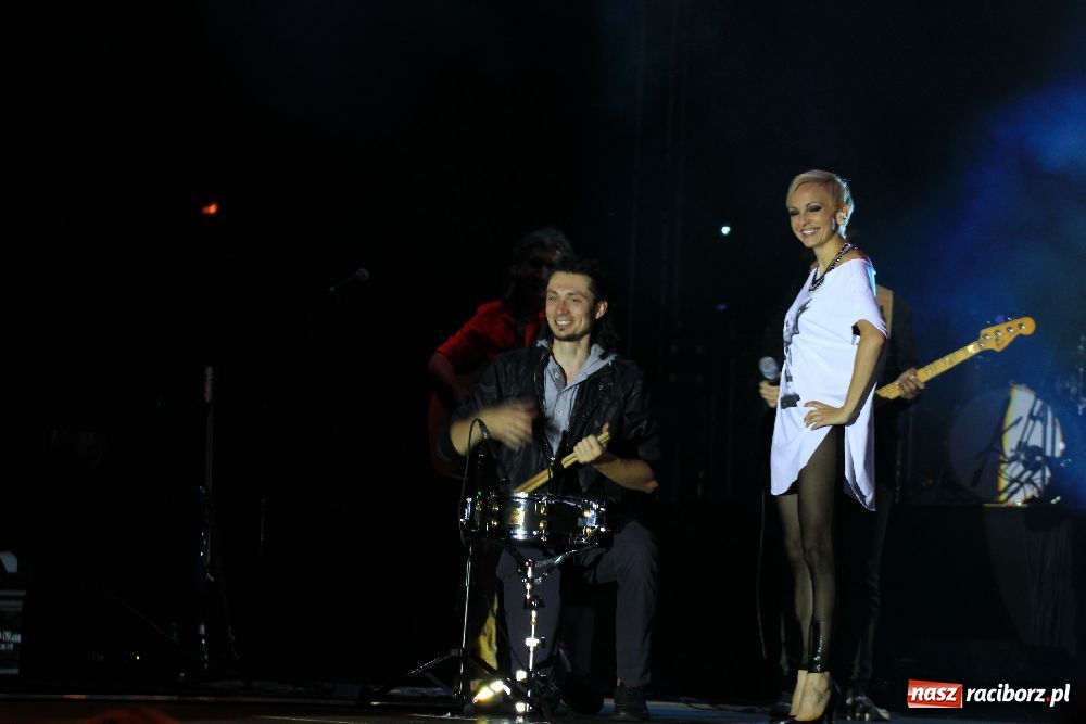 Zdjęcie w galerii na portalu naszraciborz.pl: Wspaniały koncert Ani Wyszkoni wiadomości z regionu