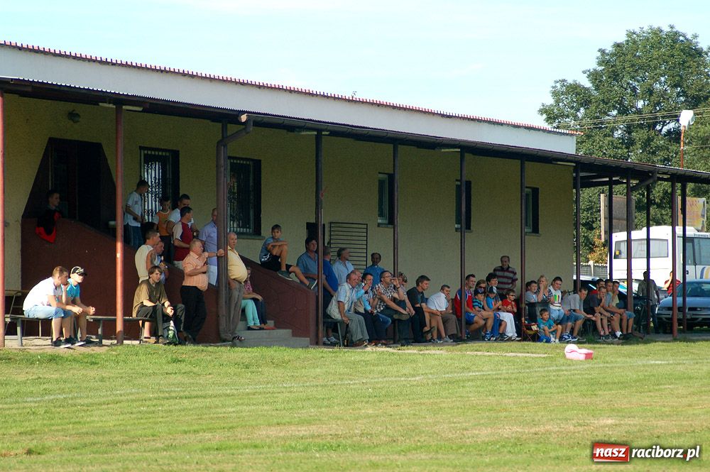 Zdjęcie w galerii na portalu naszraciborz.pl: Podział punktów w Bieńkowicach wiadomości z regionu