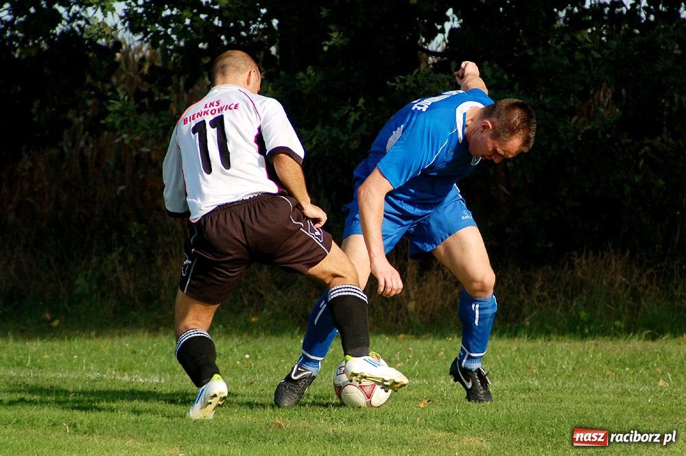 Zdjęcie w galerii na portalu naszraciborz.pl: Podział punktów w Bieńkowicach wiadomości z regionu