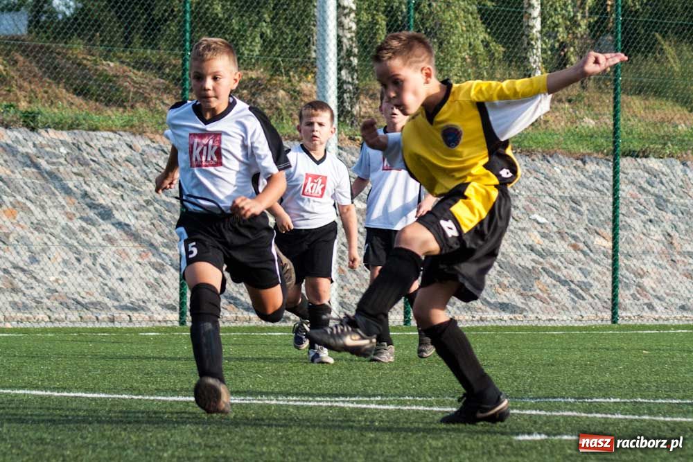 Zdjęcie w galerii na portalu naszraciborz.pl: Przyszłość pokonała Naprzód wiadomości z regionu