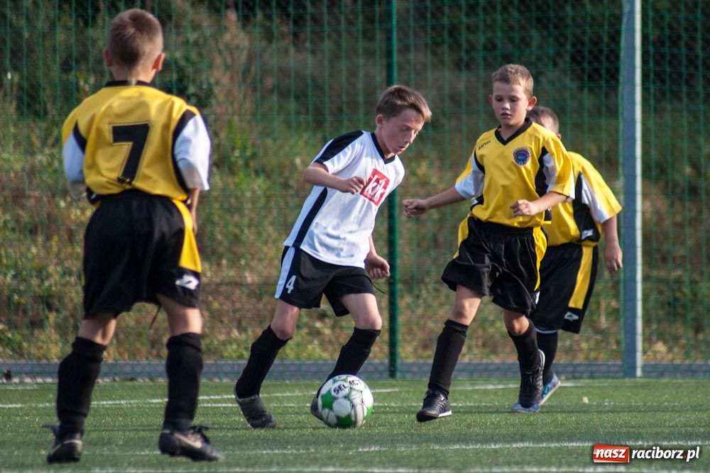 Zdjęcie w galerii na portalu naszraciborz.pl: Przyszłość pokonała Naprzód wiadomości z regionu