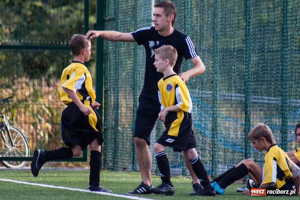 Zdjęcie w galerii na portalu naszraciborz.pl: Przyszłość pokonała Naprzód wiadomości z regionu