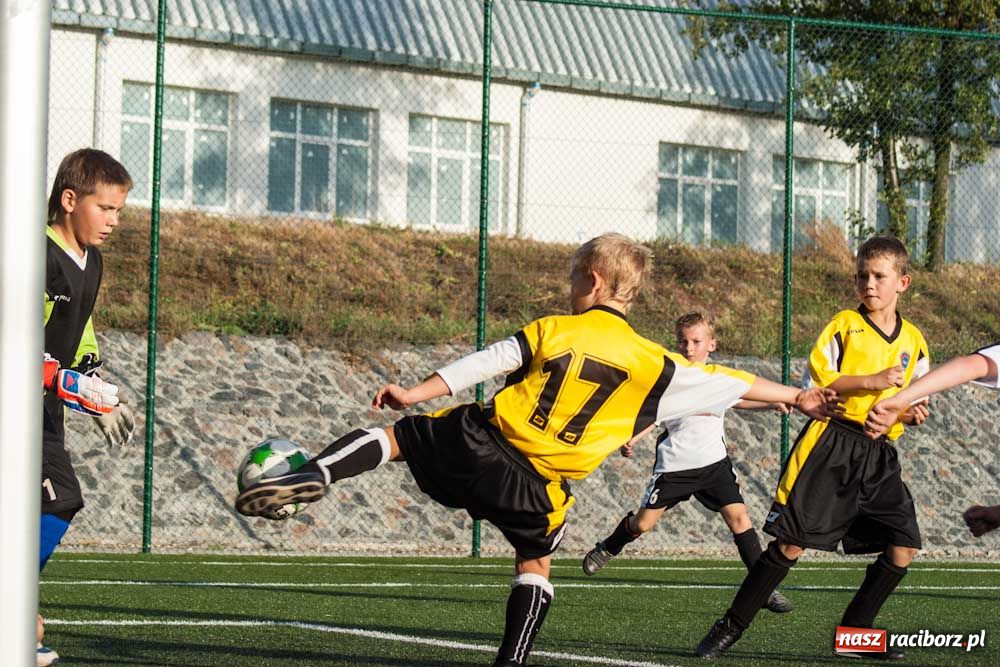 Zdjęcie w galerii na portalu naszraciborz.pl: Przyszłość pokonała Naprzód wiadomości z regionu