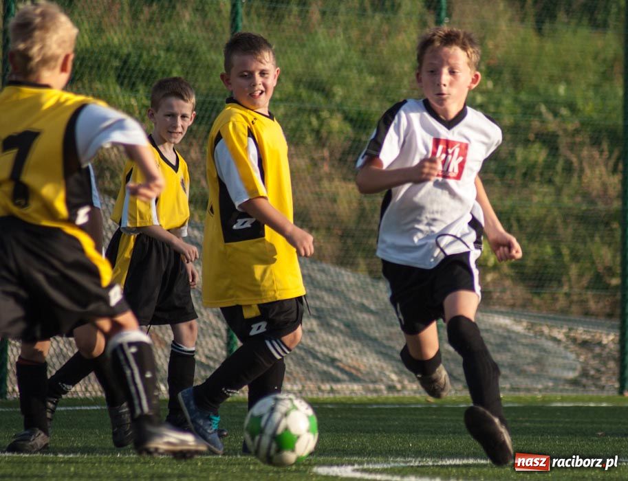 Zdjęcie w galerii na portalu naszraciborz.pl: Przyszłość pokonała Naprzód wiadomości z regionu