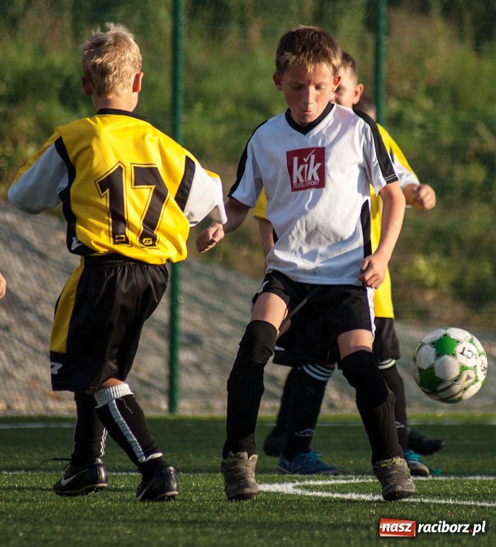 Zdjęcie w galerii na portalu naszraciborz.pl: Przyszłość pokonała Naprzód wiadomości z regionu
