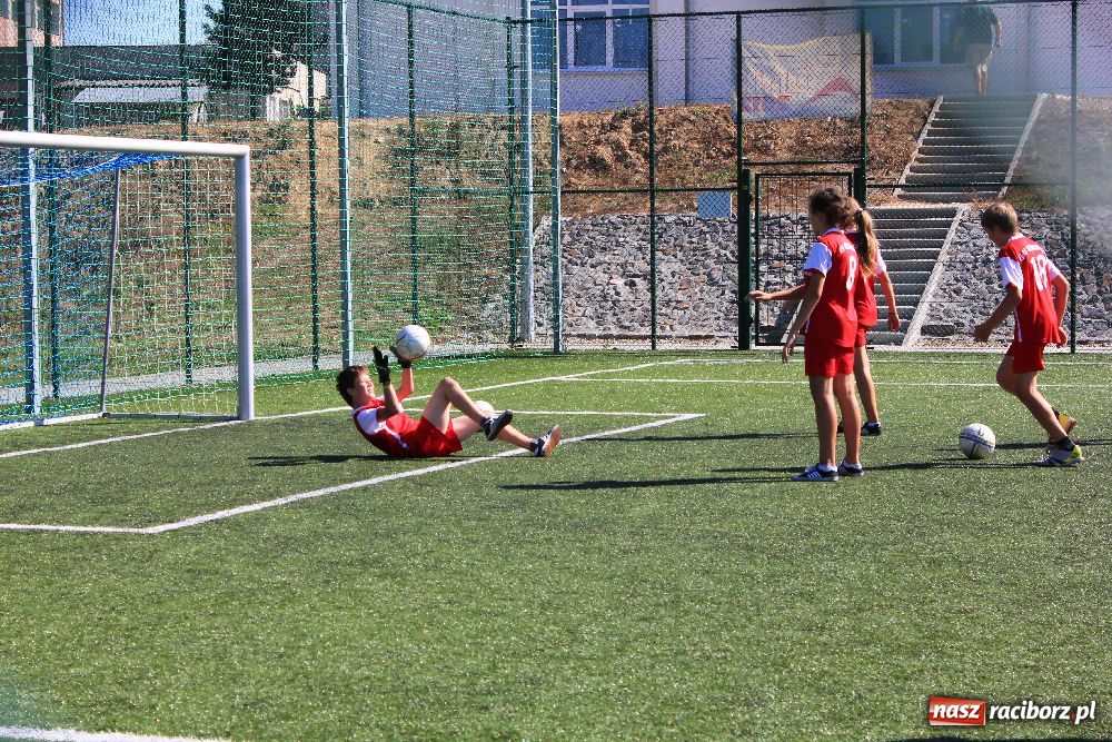Zdjęcie w galerii na portalu naszraciborz.pl: Eliminacje na orliku w Krzanowicach wiadomości z regionu