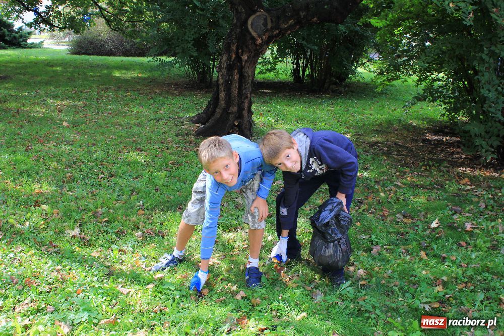 Zdjęcie w galerii na portalu naszraciborz.pl: Akcja sprzątania świata w Raciborzu wiadomości z regionu