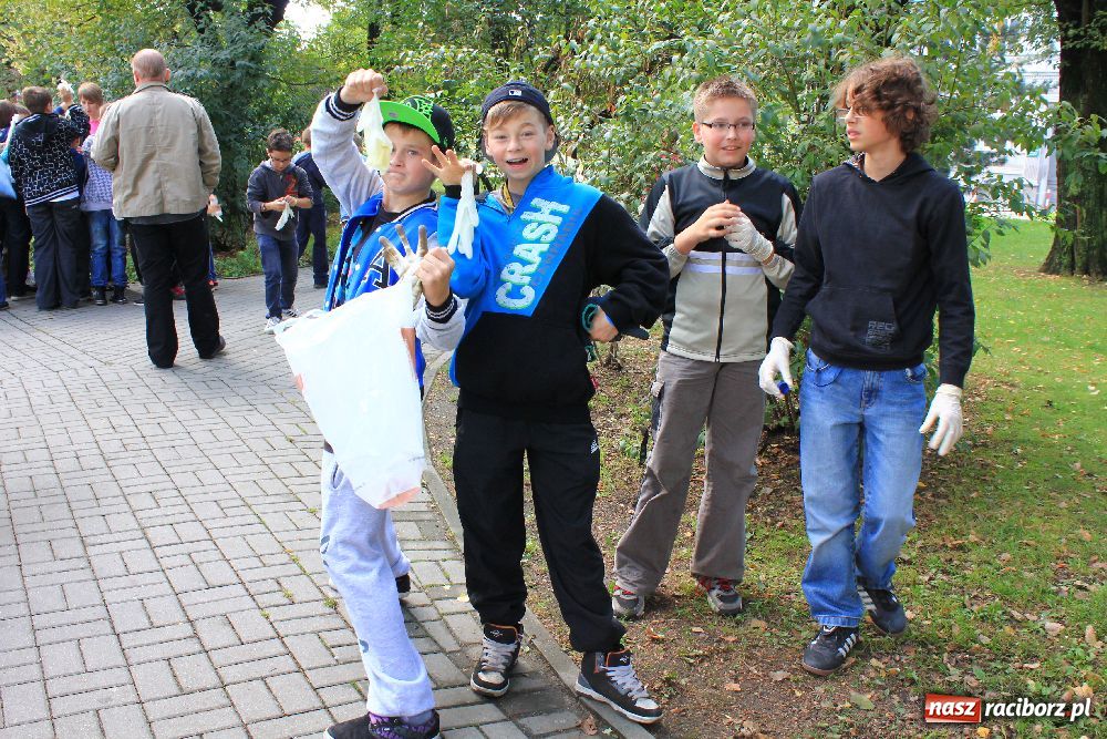 Zdjęcie w galerii na portalu naszraciborz.pl: Akcja sprzątania świata w Raciborzu wiadomości z regionu