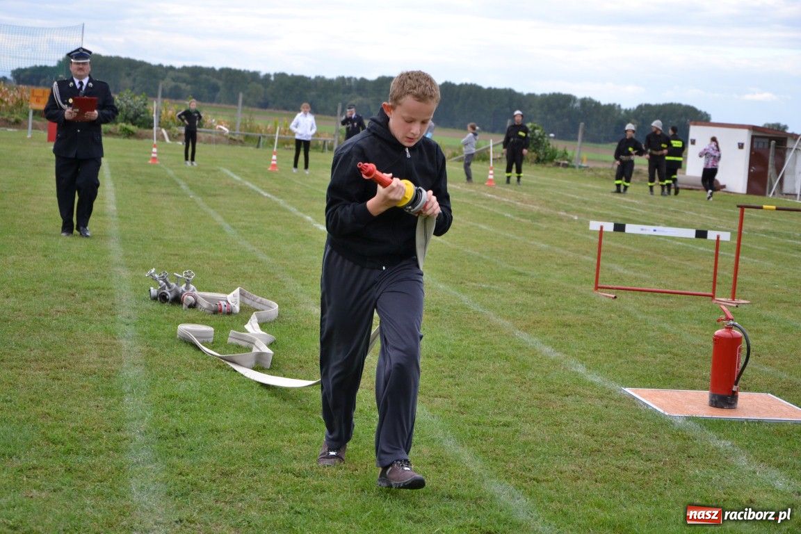 Zdjęcie w galerii na portalu naszraciborz.pl: Owsiszcze mistrzem gminy Krzyżanowice wiadomości z regionu