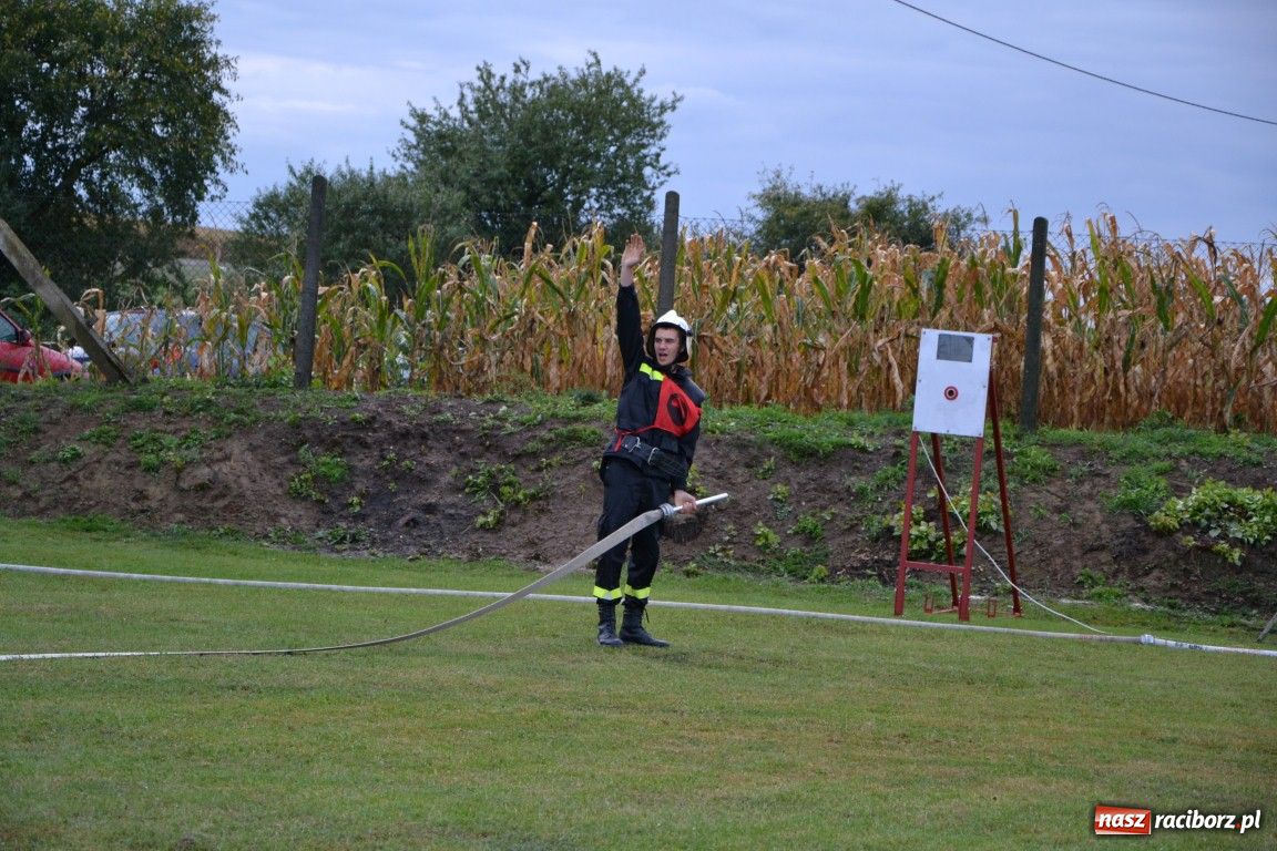 Zdjęcie w galerii na portalu naszraciborz.pl: Owsiszcze mistrzem gminy Krzyżanowice wiadomości z regionu