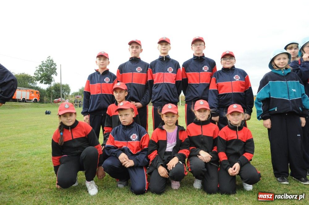 Zdjęcie w galerii na portalu naszraciborz.pl: Owsiszcze mistrzem gminy Krzyżanowice wiadomości z regionu