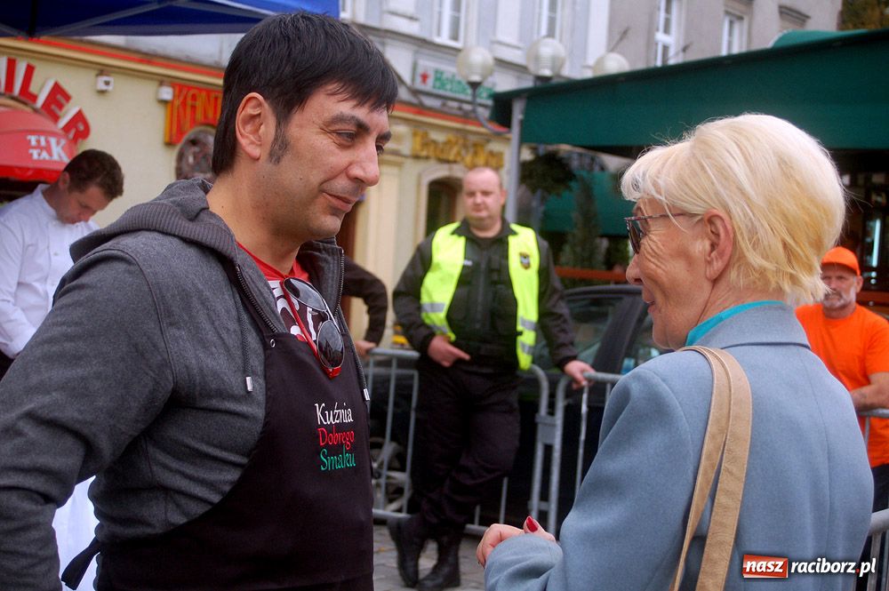 Zdjęcie w galerii na portalu naszraciborz.pl: Cozza czarował włoską kuchnią wiadomości z regionu