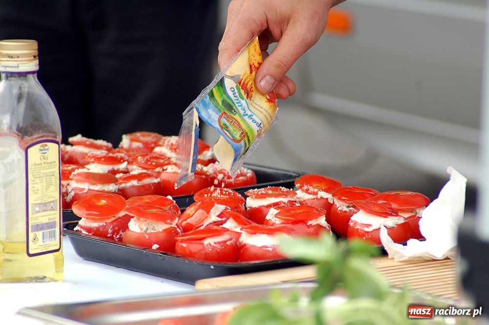 Zdjęcie w galerii na portalu naszraciborz.pl: Cozza czarował włoską kuchnią wiadomości z regionu