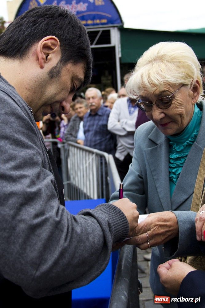 Zdjęcie w galerii na portalu naszraciborz.pl: Cozza czarował włoską kuchnią wiadomości z regionu