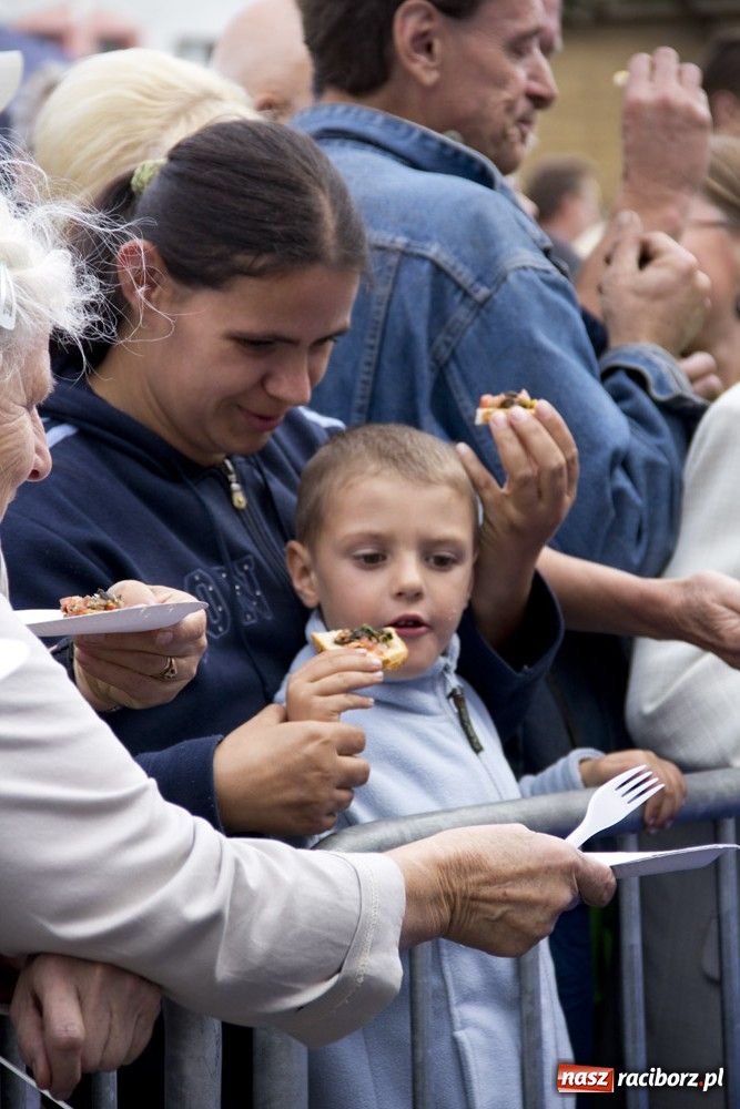 Zdjęcie w galerii na portalu naszraciborz.pl: Cozza czarował włoską kuchnią wiadomości z regionu
