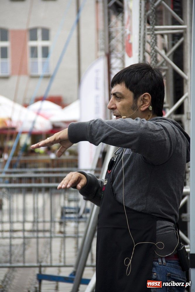 Zdjęcie w galerii na portalu naszraciborz.pl: Cozza czarował włoską kuchnią wiadomości z regionu