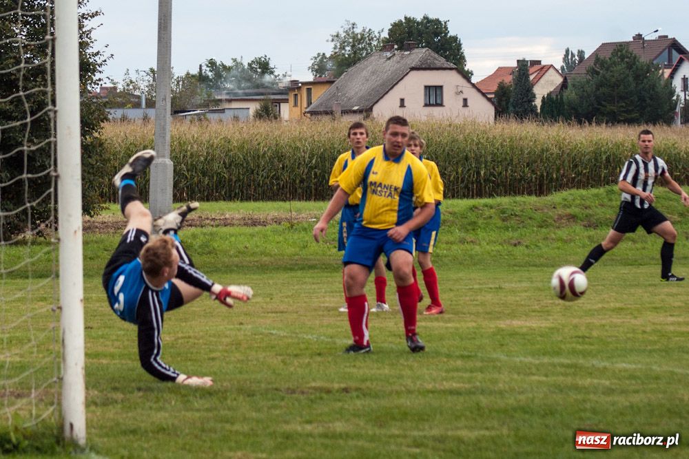 Zdjęcie w galerii na portalu naszraciborz.pl: Hat-trick Jeziorskiego i trzy punkty wiadomości z regionu