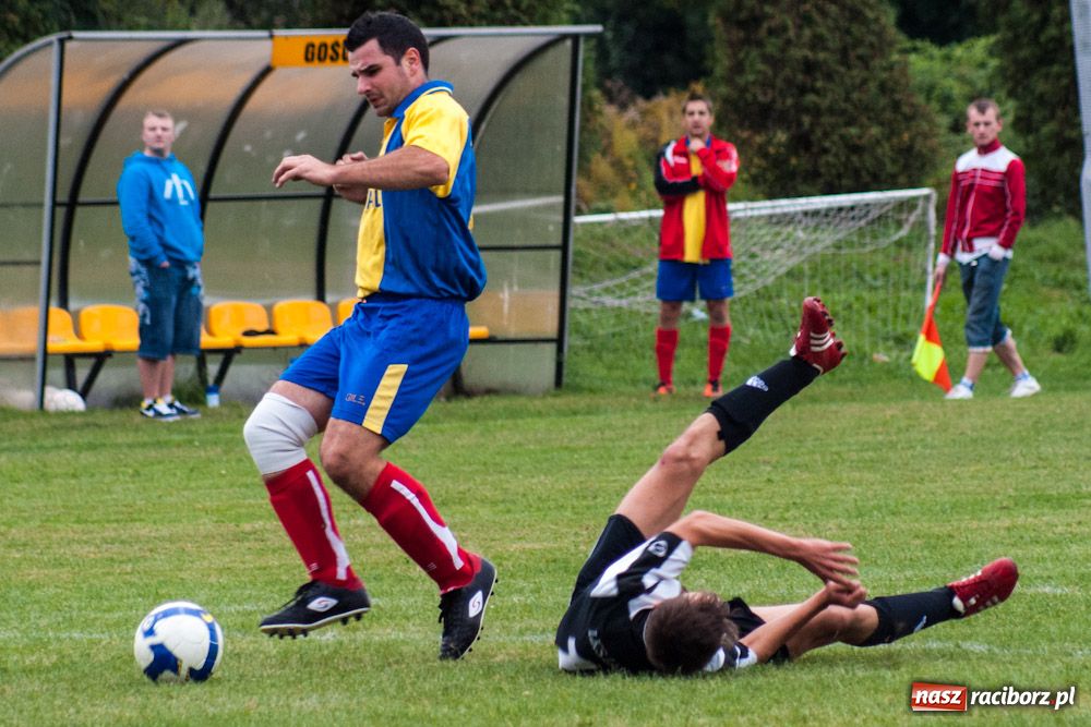 Zdjęcie w galerii na portalu naszraciborz.pl: Hat-trick Jeziorskiego i trzy punkty wiadomości z regionu