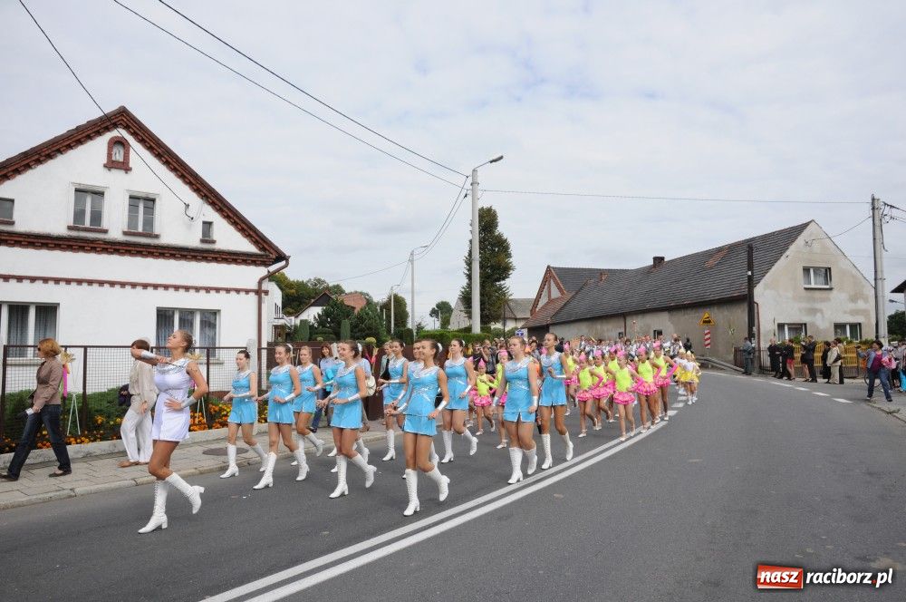 Zdjęcie w galerii na portalu naszraciborz.pl: Powiatowe święto plonów w Studziennej wiadomości z regionu