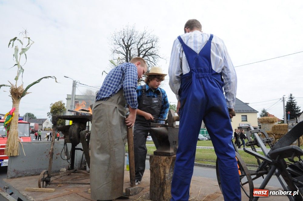Zdjęcie w galerii na portalu naszraciborz.pl: Powiatowe święto plonów w Studziennej wiadomości z regionu