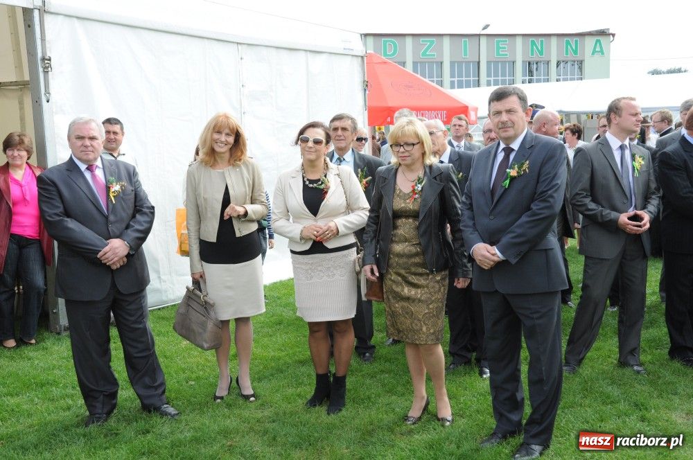 Zdjęcie w galerii na portalu naszraciborz.pl: Powiatowe święto plonów w Studziennej wiadomości z regionu