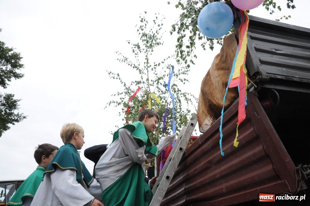 Zdjęcie w galerii na portalu naszraciborz.pl: Pawłów - dożynki na długim dystansie wiadomości z regionu