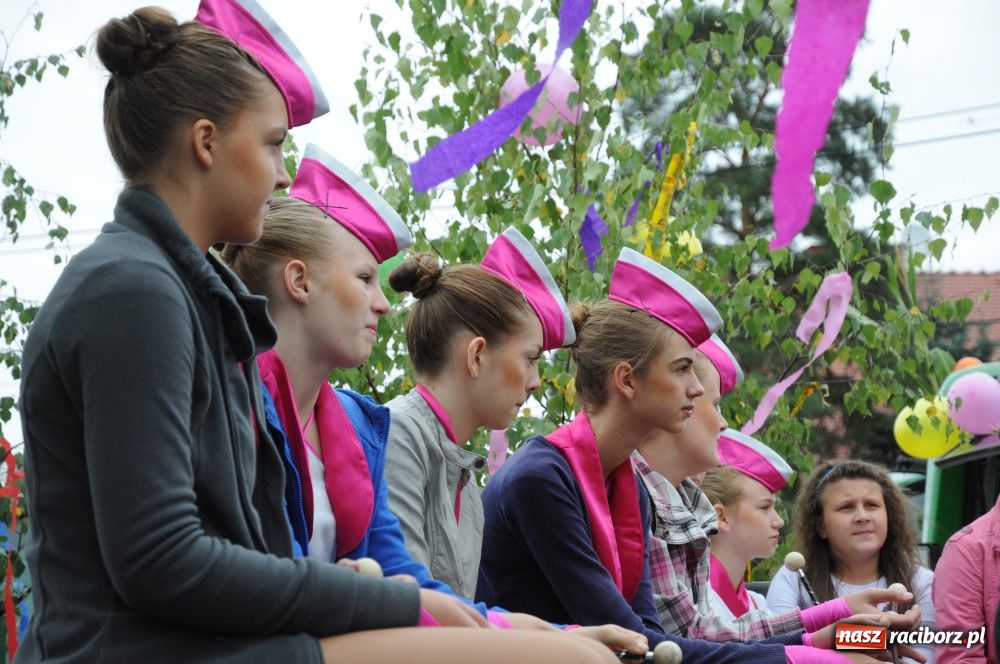 Zdjęcie w galerii na portalu naszraciborz.pl: Pawłów - dożynki na długim dystansie wiadomości z regionu