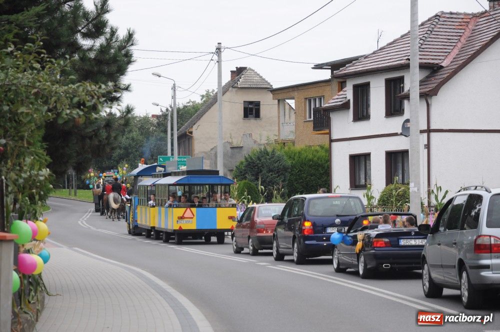 Zdjęcie w galerii na portalu naszraciborz.pl: Pawłów - dożynki na długim dystansie wiadomości z regionu
