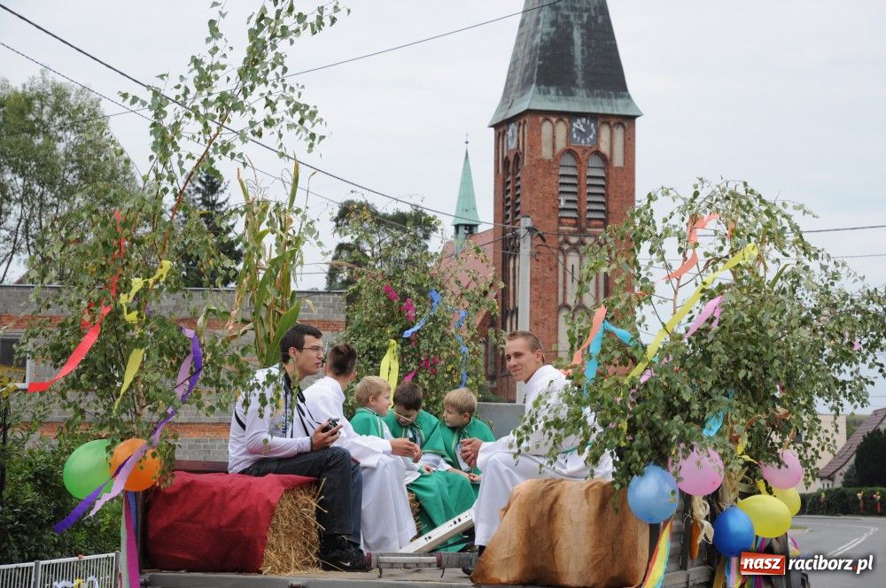 Zdjęcie w galerii na portalu naszraciborz.pl: Pawłów - dożynki na długim dystansie wiadomości z regionu