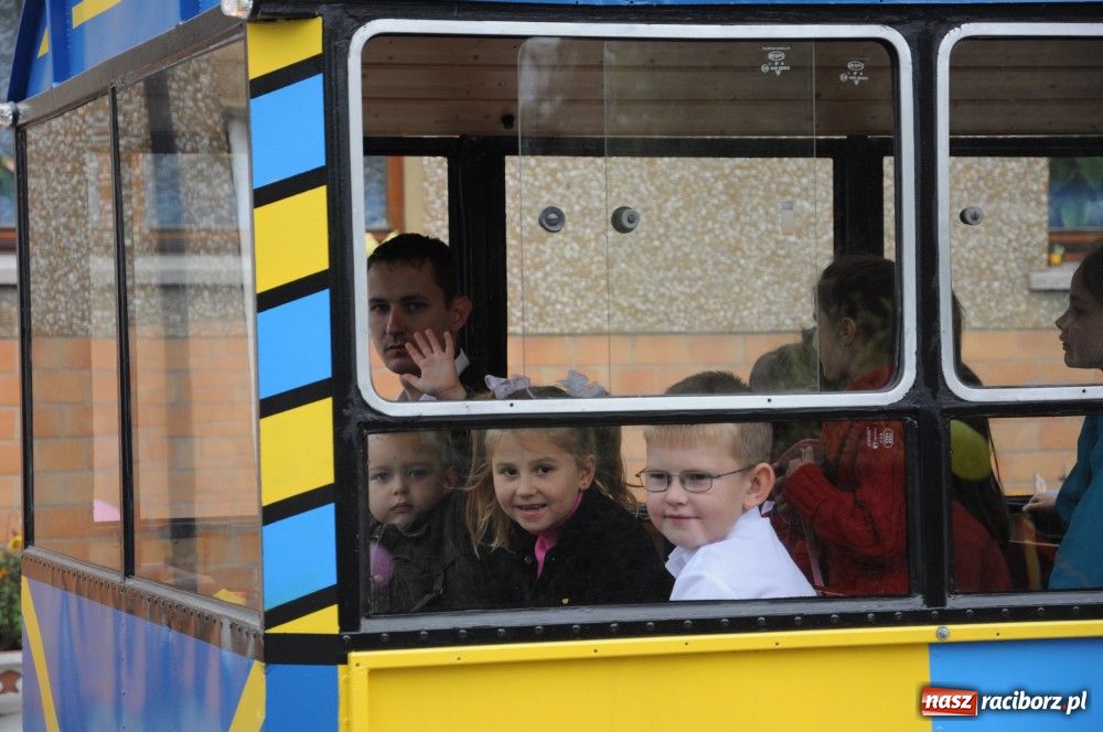 Zdjęcie w galerii na portalu naszraciborz.pl: Pawłów - dożynki na długim dystansie wiadomości z regionu