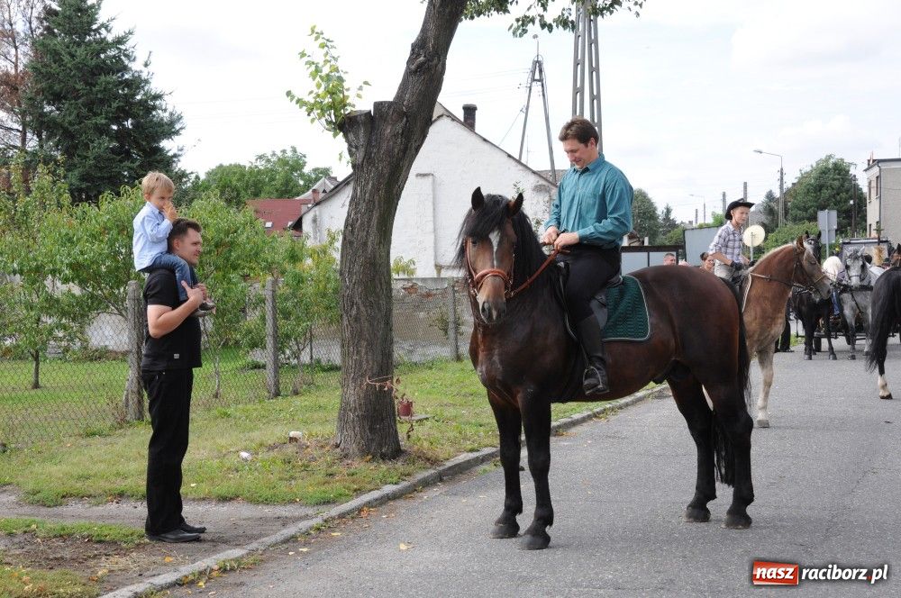Zdjęcie w galerii na portalu naszraciborz.pl: W Bieńkowicach z akcentem militarnym wiadomości z regionu