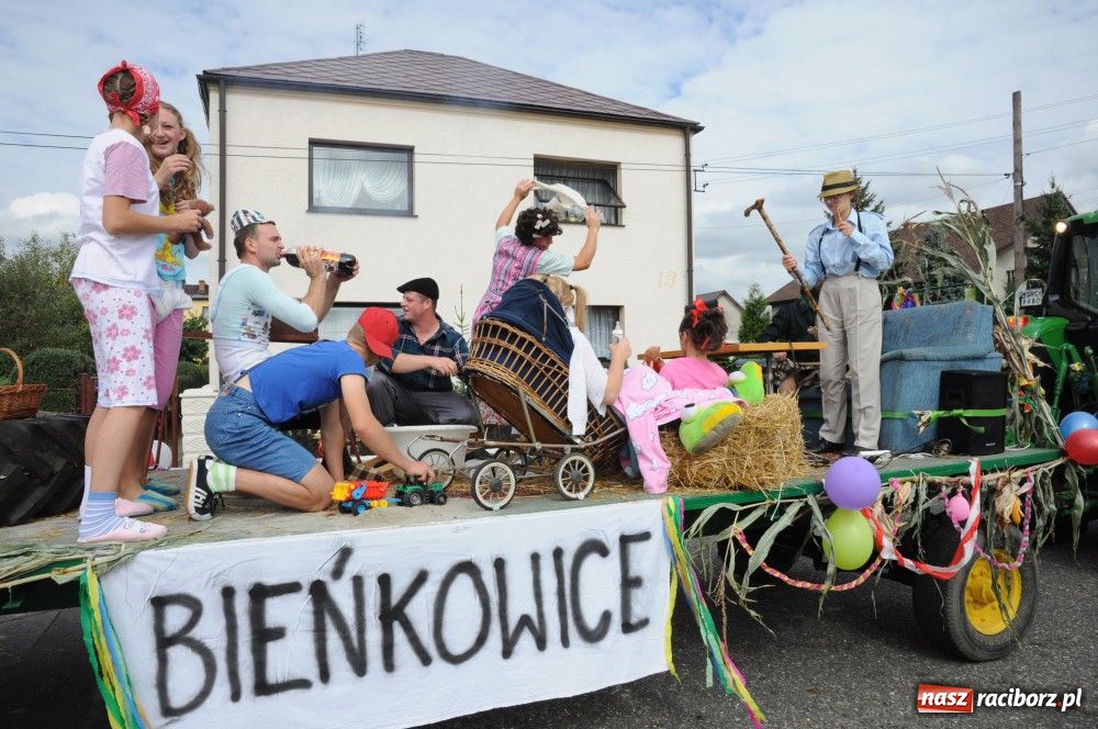 Zdjęcie w galerii na portalu naszraciborz.pl: W Bieńkowicach z akcentem militarnym wiadomości z regionu