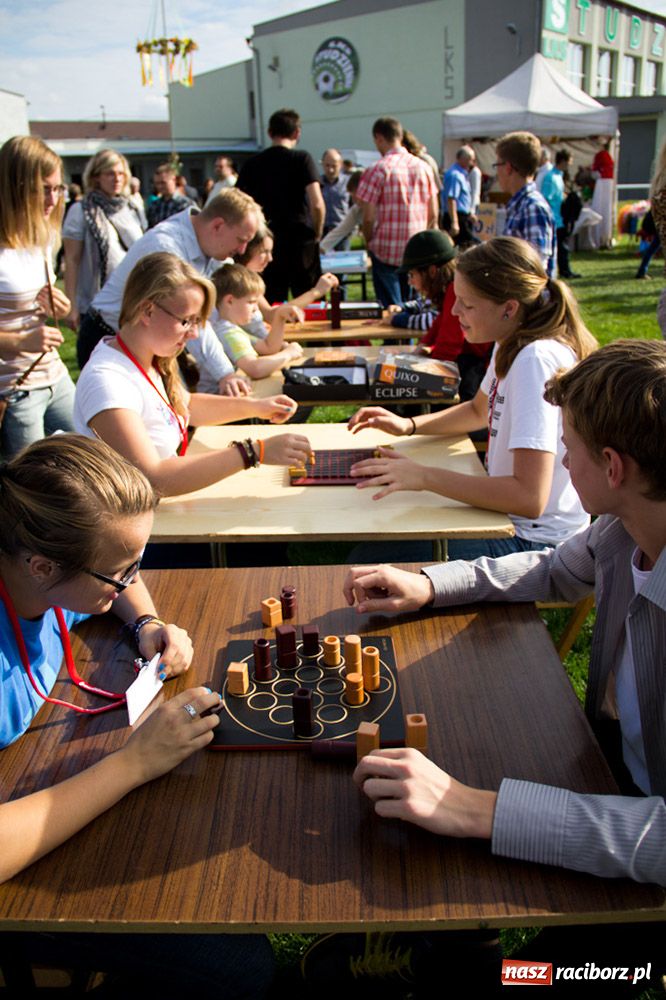 Zdjęcie w galerii na portalu naszraciborz.pl: Festyn dożynkowy i Norbi na finał wiadomości z regionu