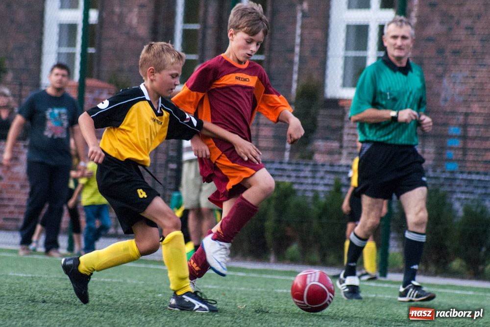 Zdjęcie w galerii na portalu naszraciborz.pl: Spóźniona Nędza pokonała Markowice wiadomości z regionu