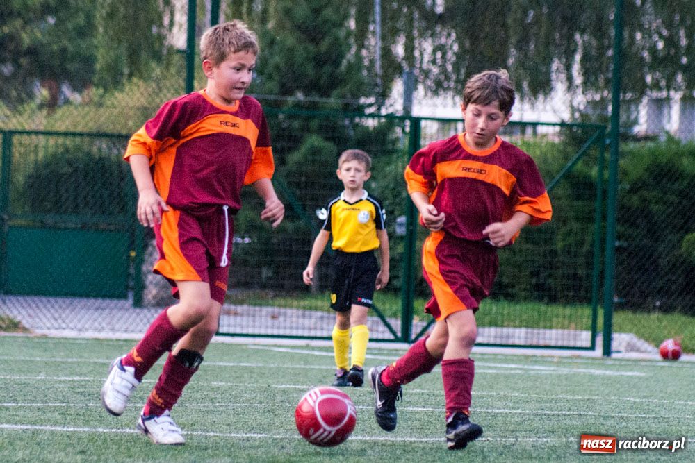 Zdjęcie w galerii na portalu naszraciborz.pl: Spóźniona Nędza pokonała Markowice wiadomości z regionu